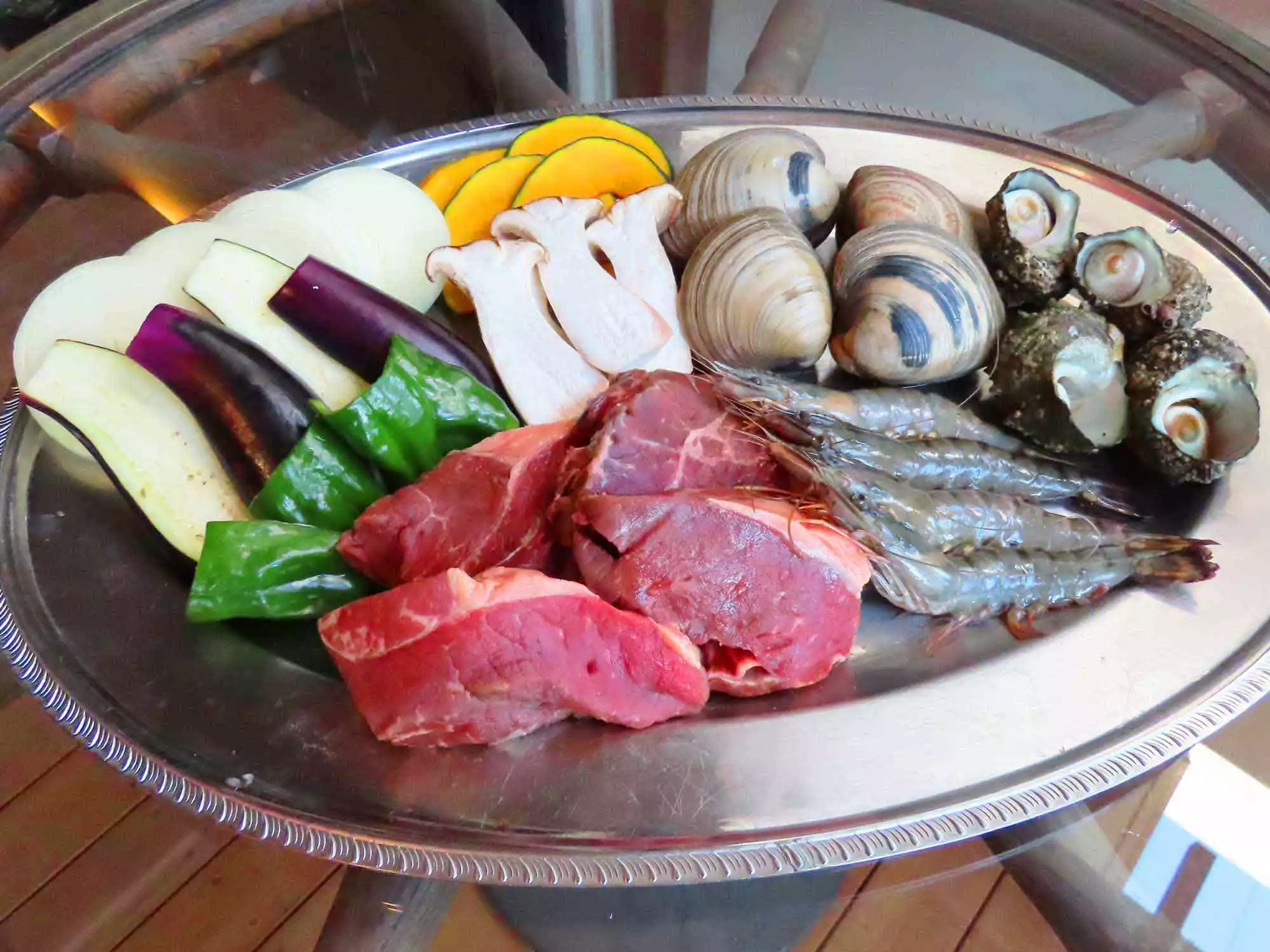 ヘミングウェイ江ノ島の牡蠣とステーキのダブルバーベキュープラン